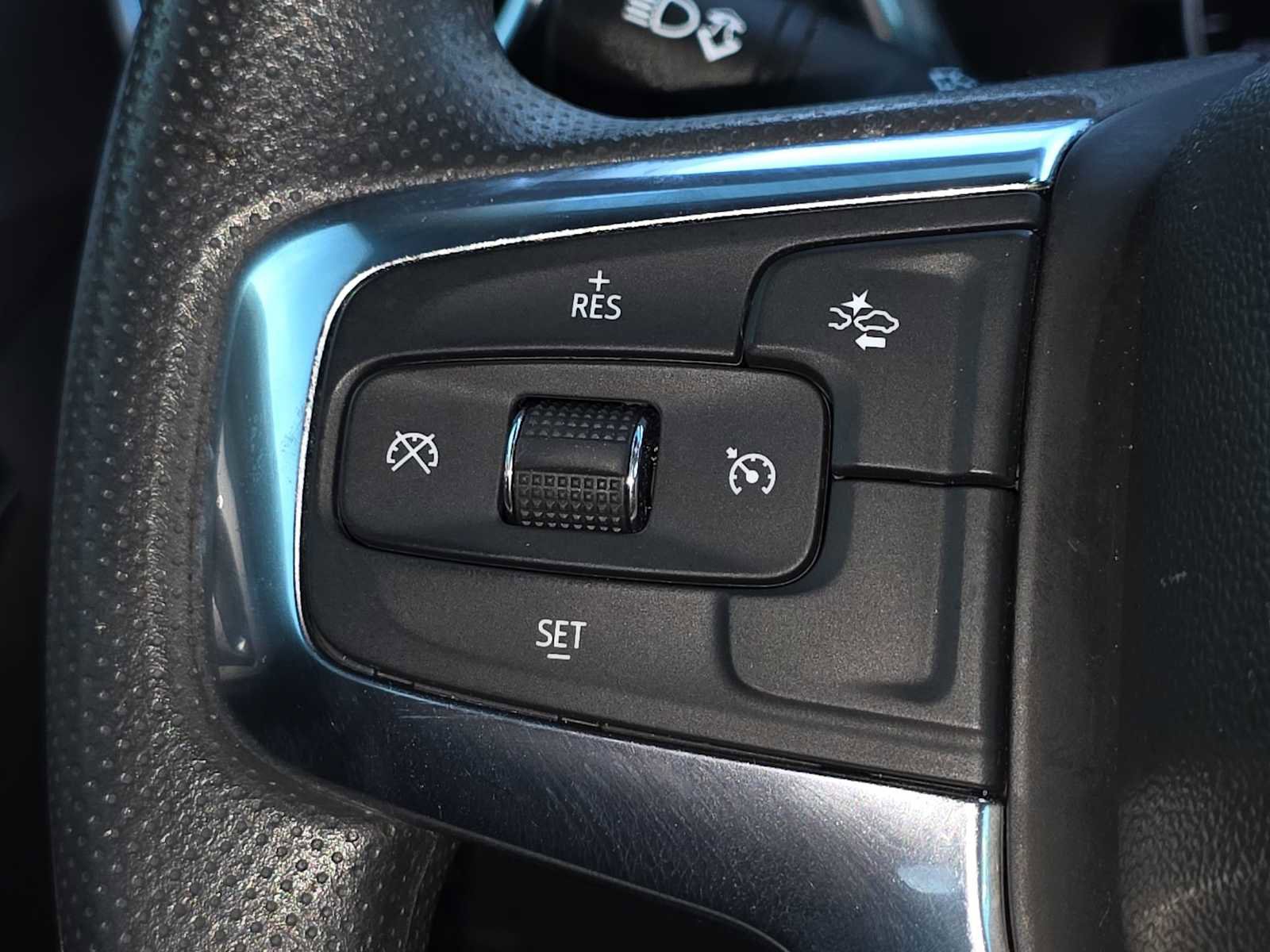 Used 2023 Chevrolet Blazer LT image 27