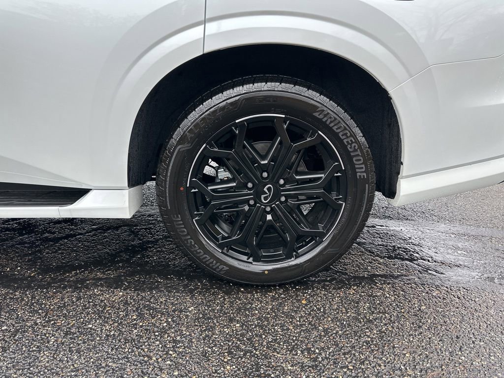 New 2026 INFINITI QX80 4WD w/ Sport Exterior Package image 12