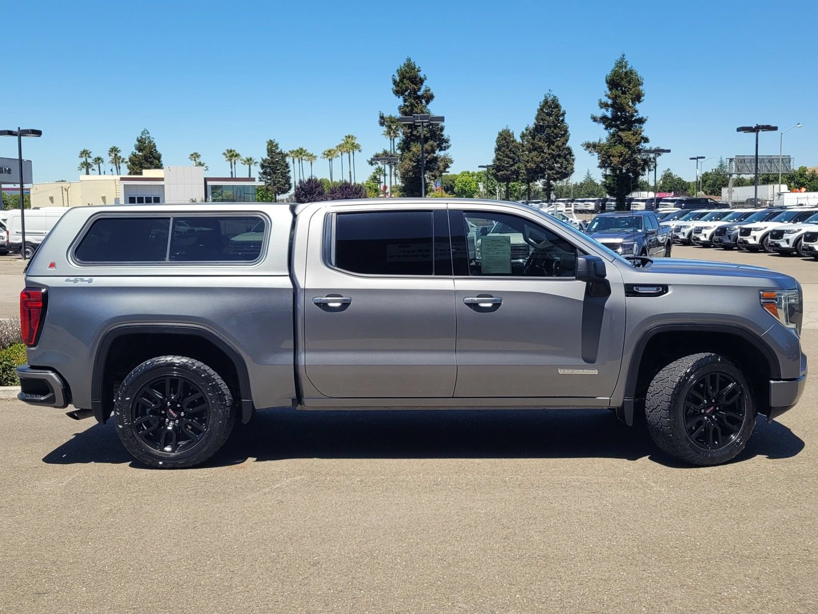 Used 2021 GMC Sierra 1500 Elevation AWD/4WD image 3