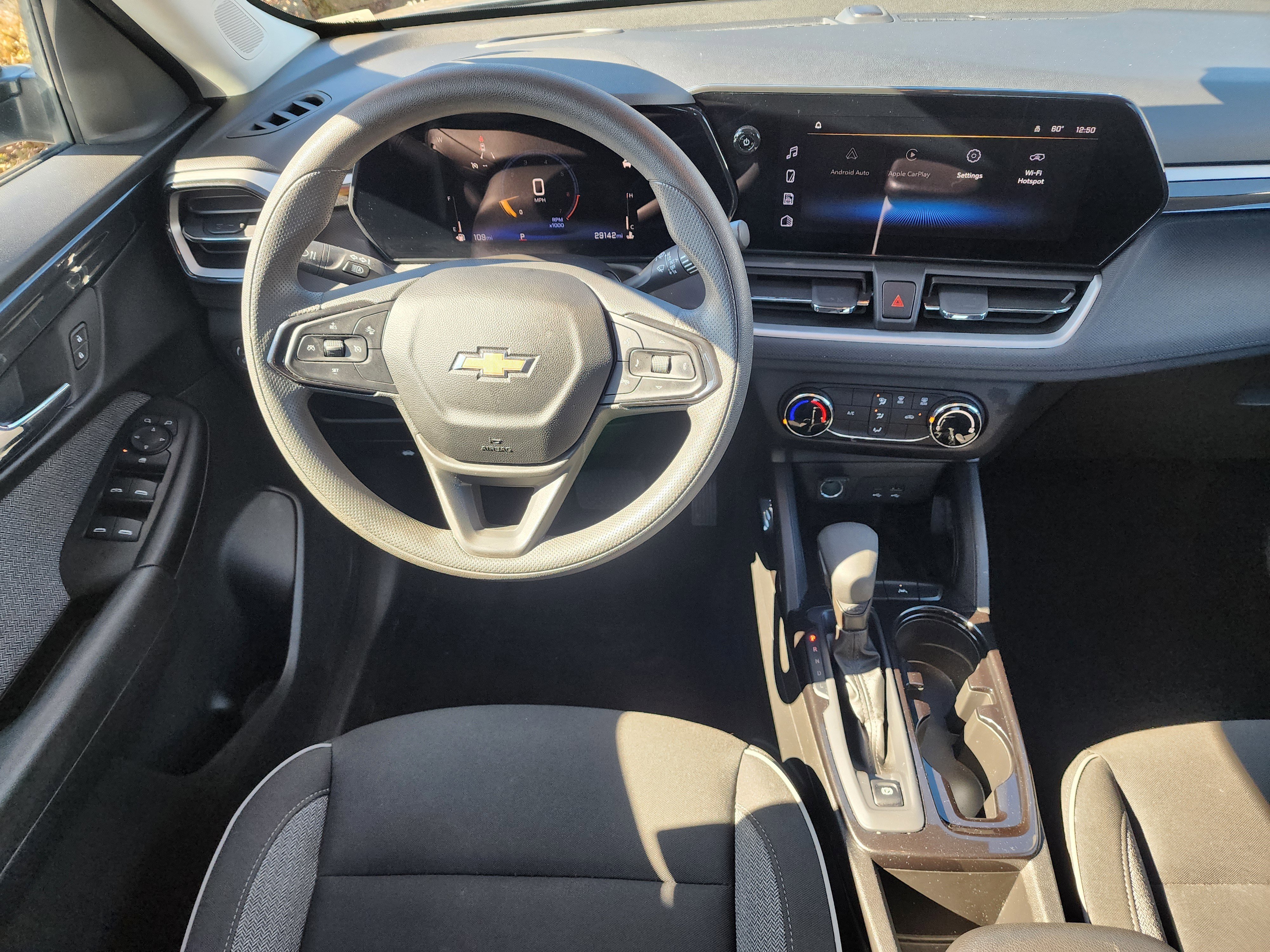 Used 2024 Chevrolet TrailBlazer LS image 18