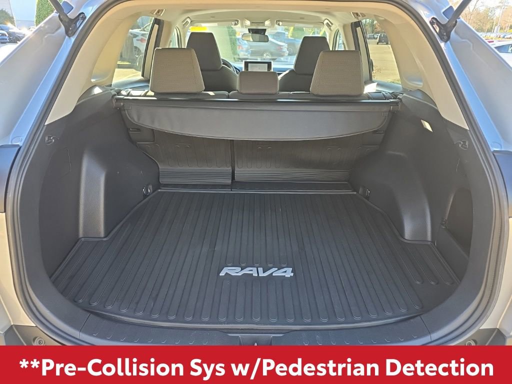 Used 2024 Toyota RAV4 XLE image 14