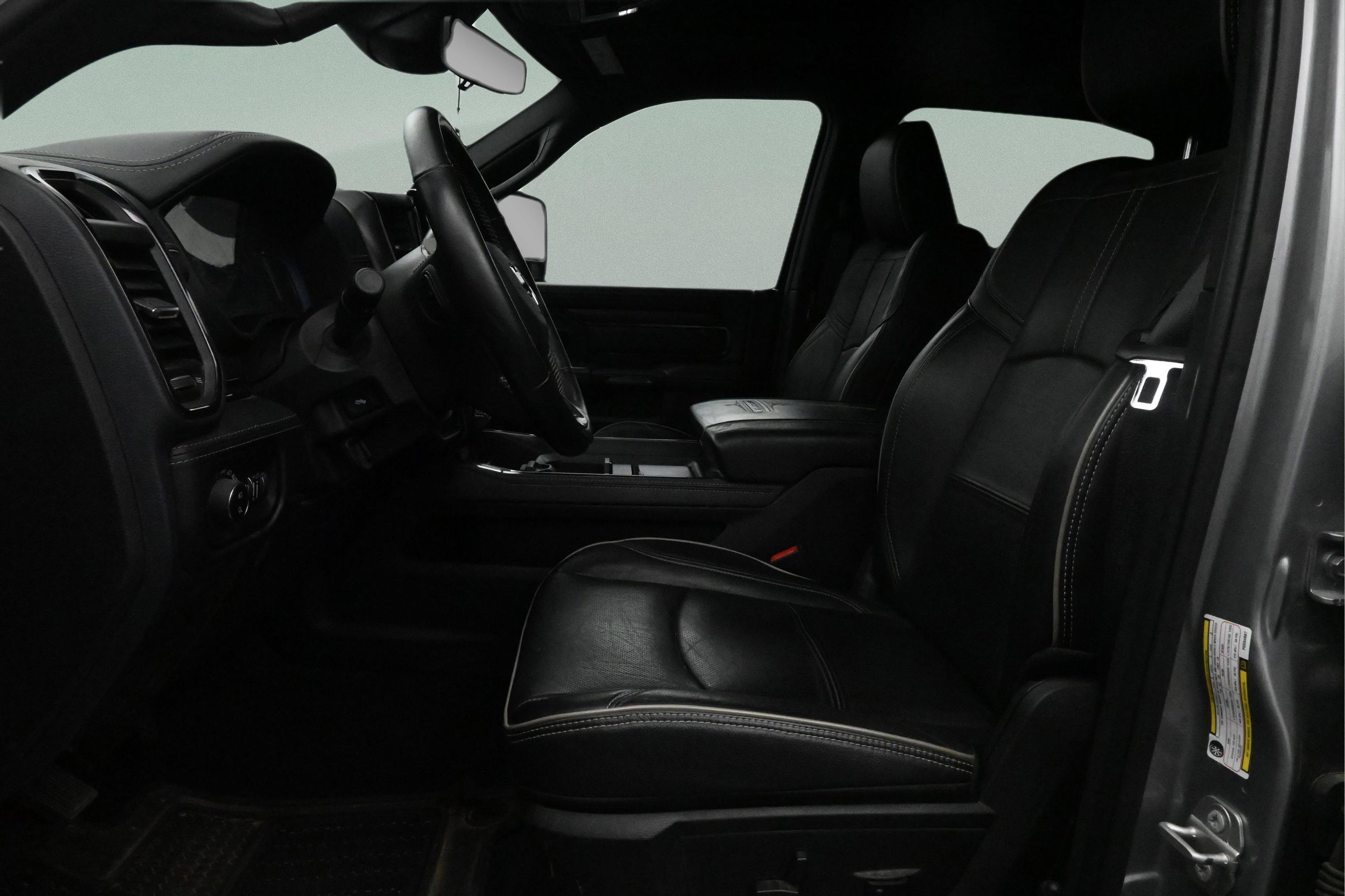 Used 2023 RAM 2500 Limited AWD/4WD image 16