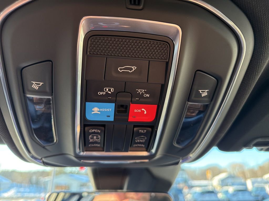 New 2026 Jeep Grand Cherokee Altitude AWD/4WD image 22