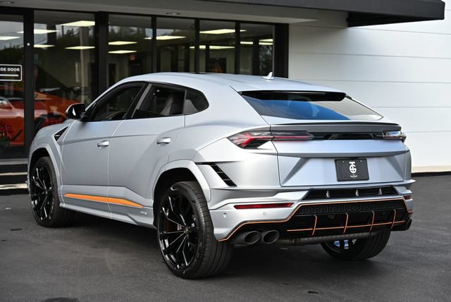 Used 2023 Lamborghini Urus S AWD/4WD image 11