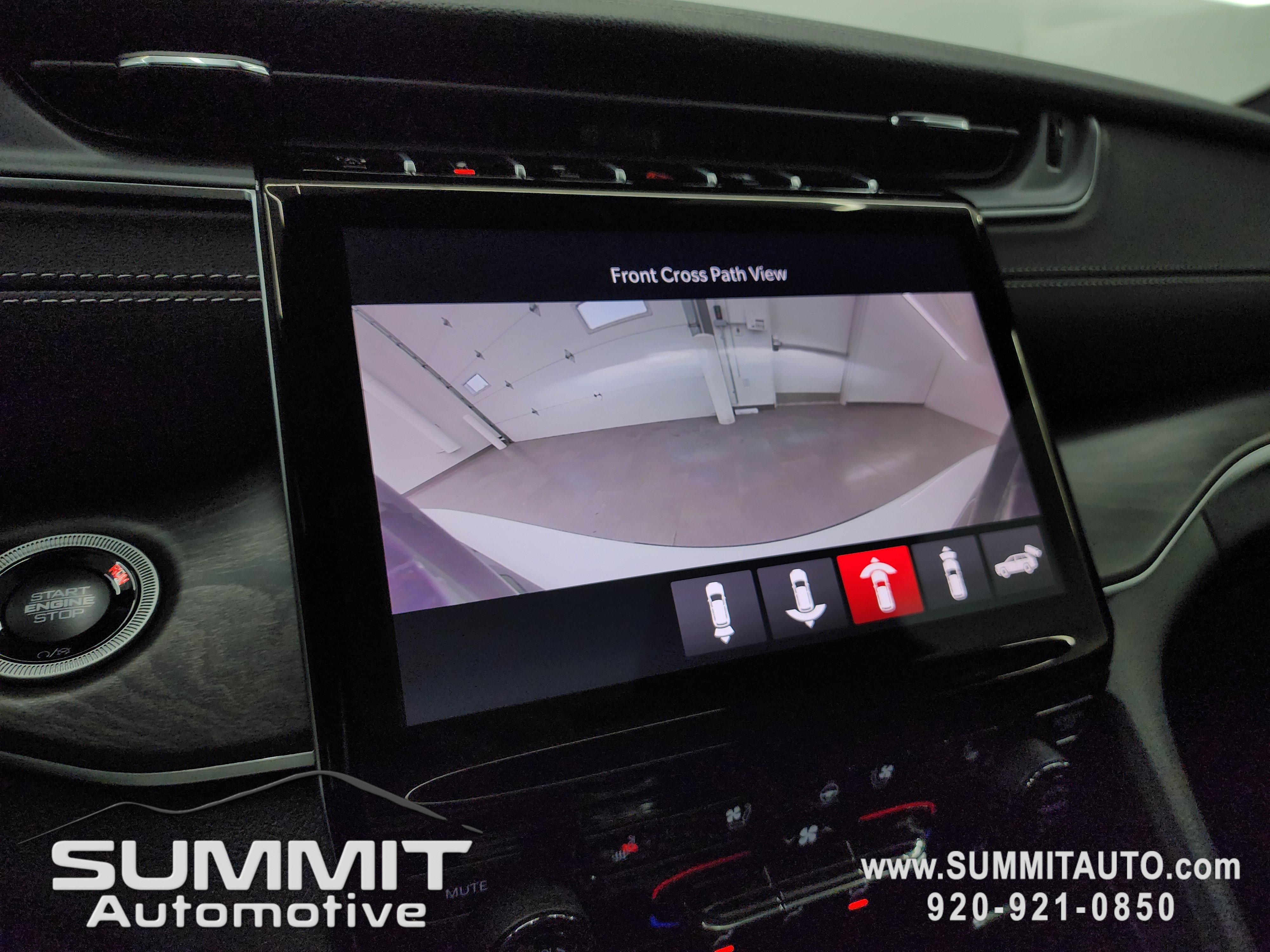 New 2025 Jeep Grand Cherokee Limited w/ Luxury Tech Group II image 19