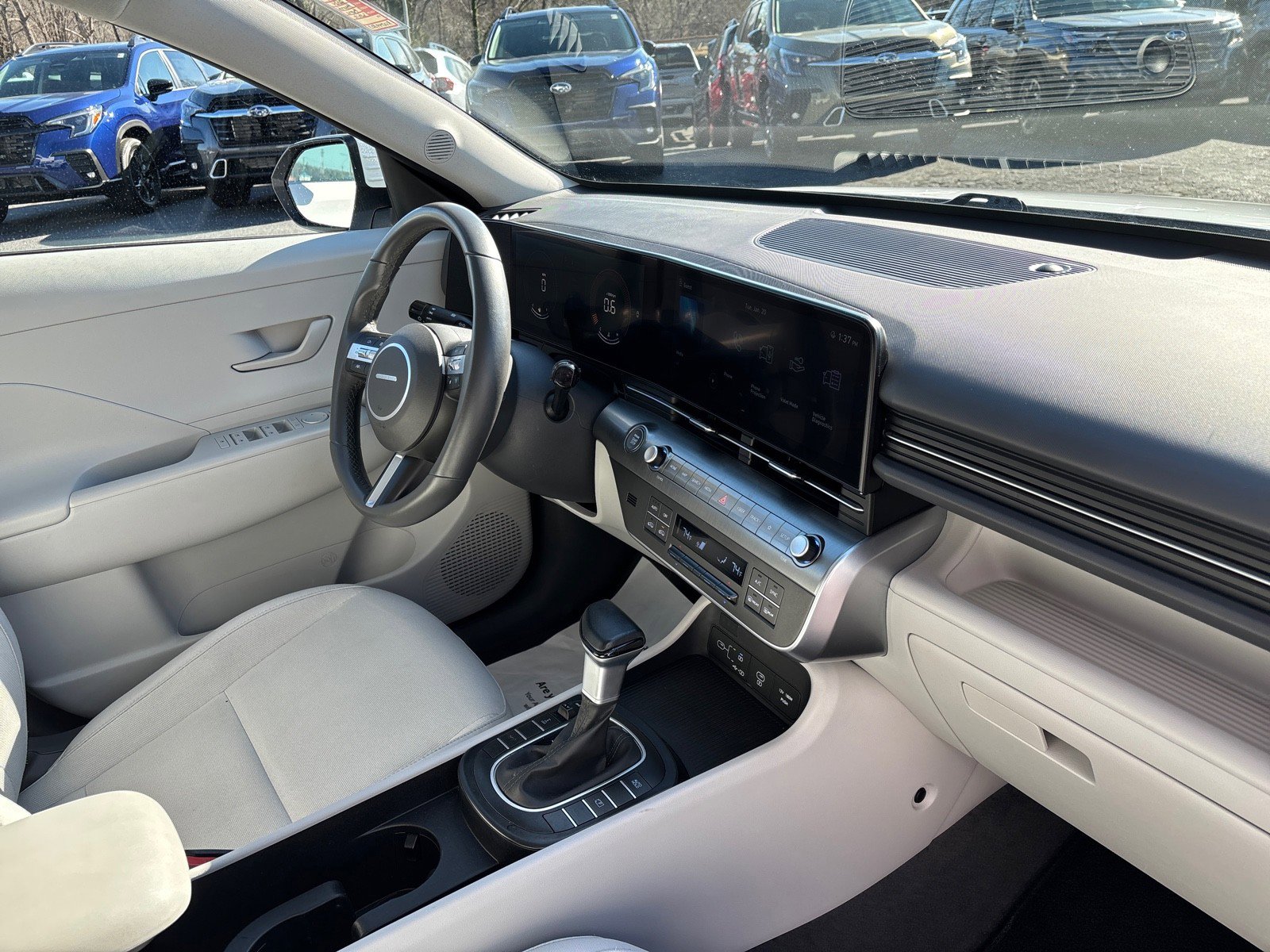 Used 2024 Hyundai Kona SEL image 45