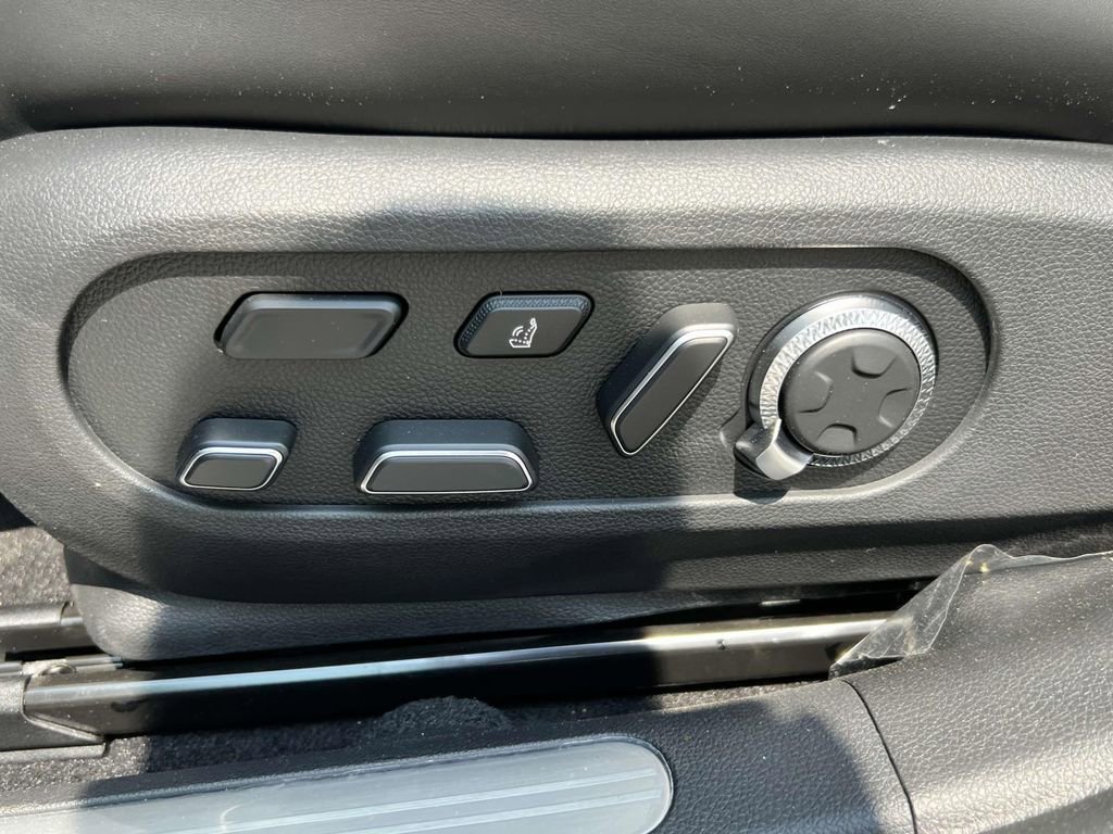 New 2025 Genesis GV60 Performance AWD/4WD image 18
