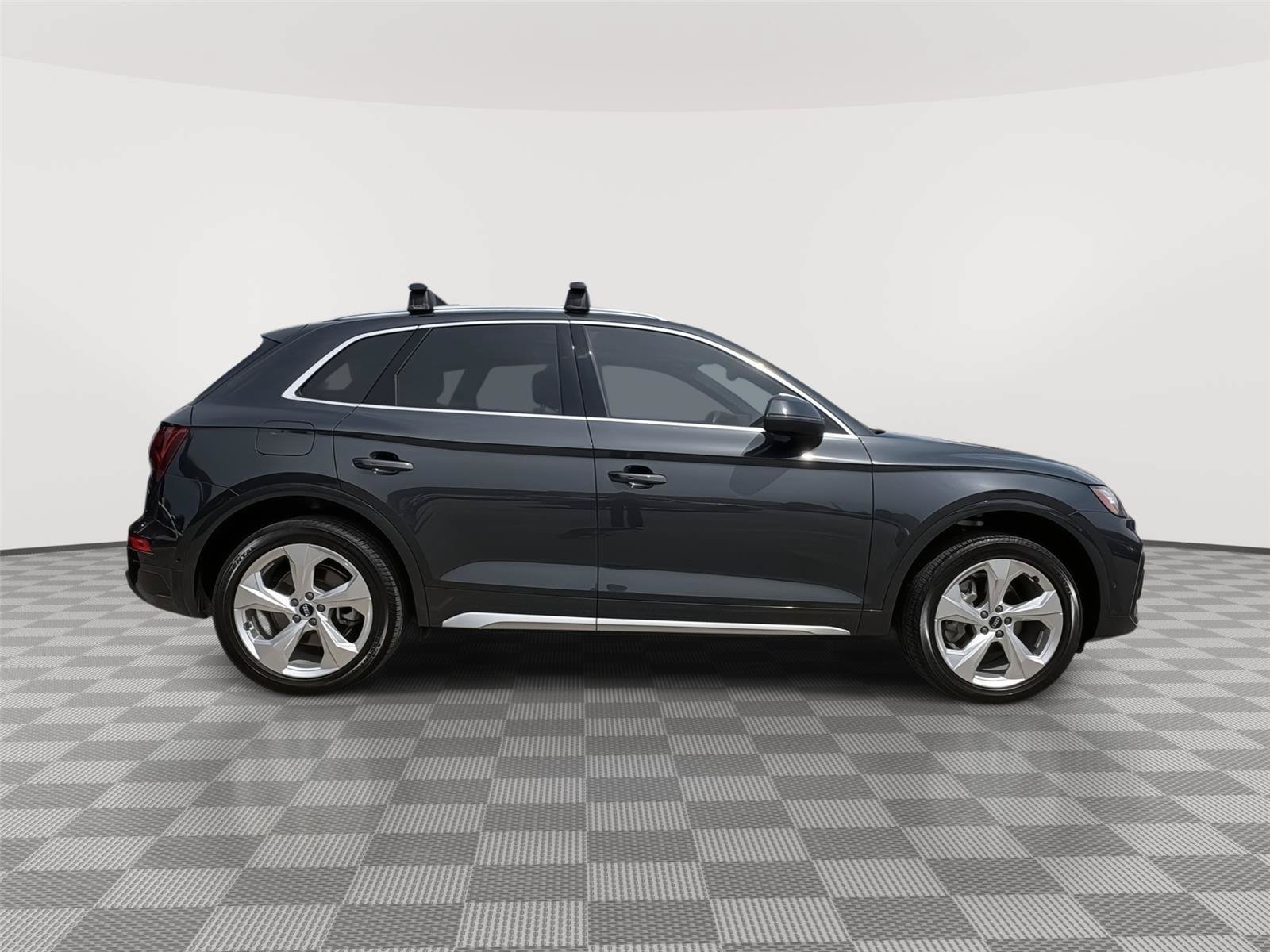 Used 2021 Audi Q5 Prestige w/ Prestige Package AWD/4WD image 6