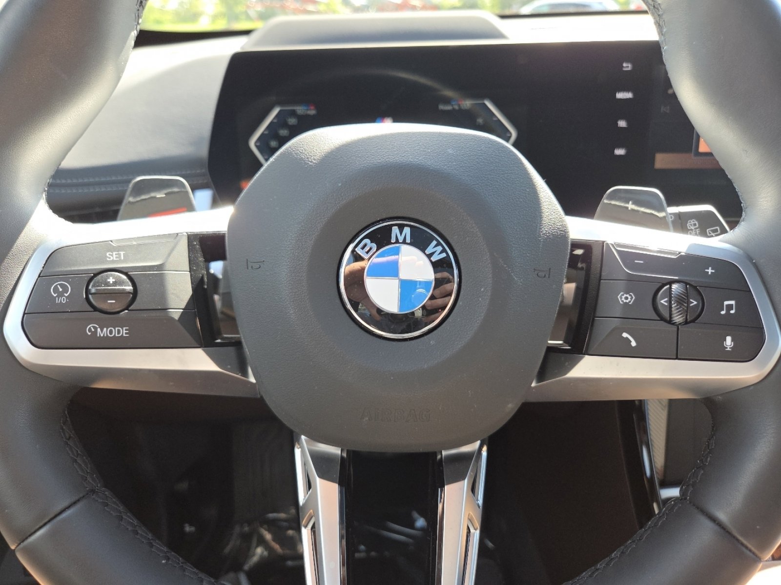 Used 2025 BMW X1 xDrive28i w/ Premium Package AWD/4WD image 35