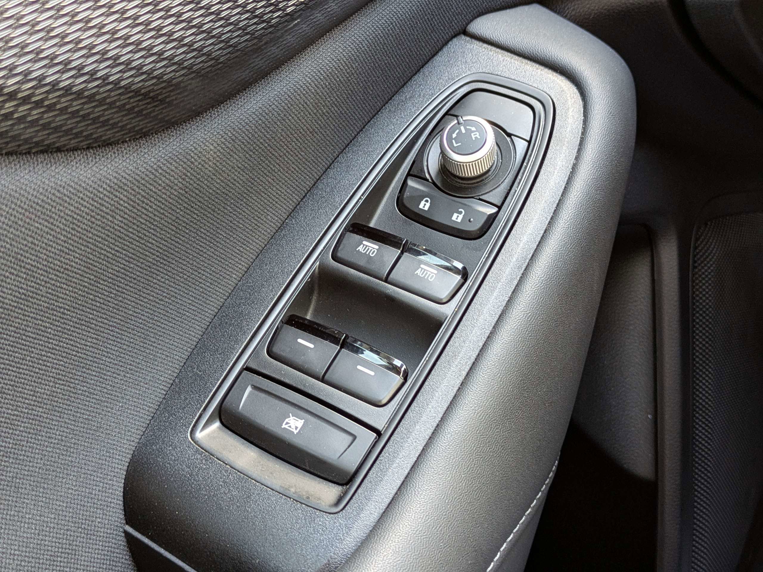 Used 2023 Subaru Outback Premium image 43