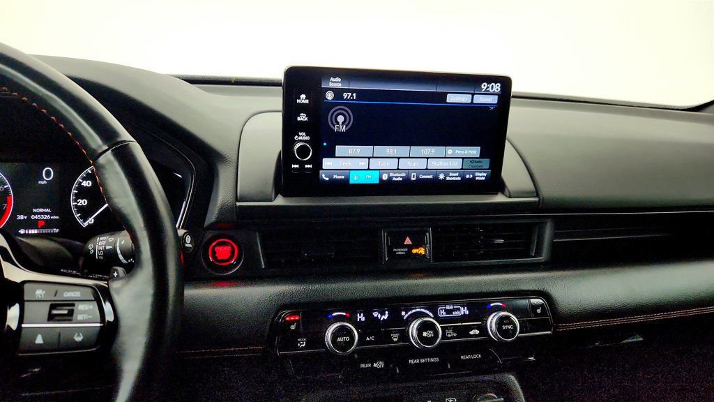 Used 2025 Honda Pilot TrailSport image 18