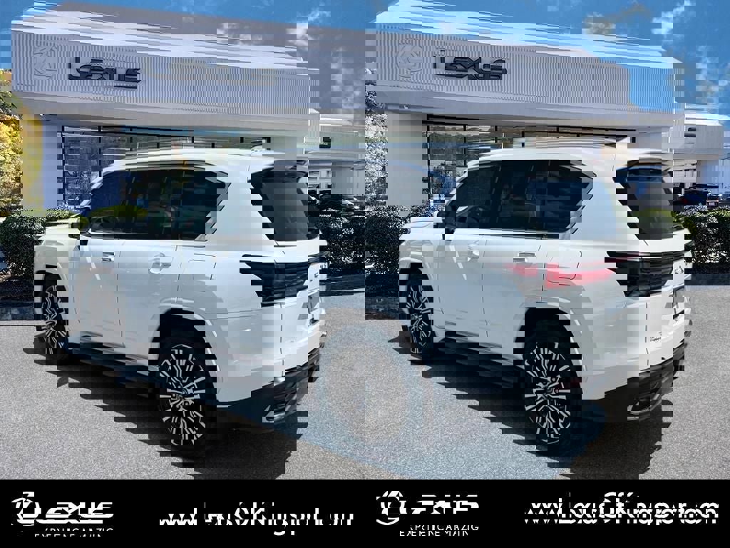 Used 2023 Lexus LX 600 4WD w/ Accessory Package (Z1) video 3