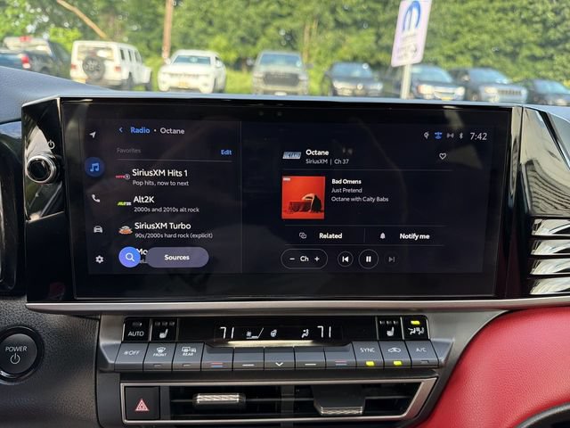 Used 2025 Toyota Camry XSE AWD/4WD image 20