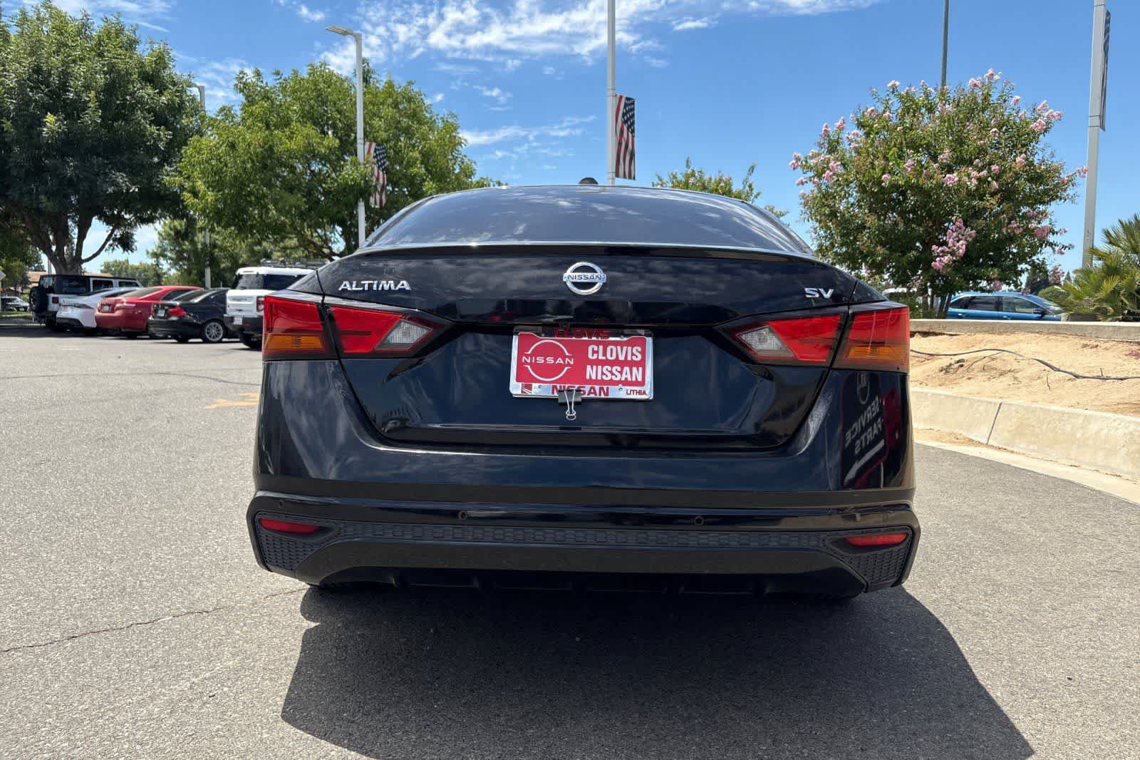 Used 2021 Nissan Altima 2.5 SV FWD image 8