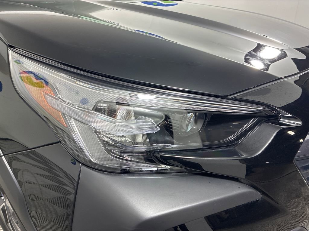 Certified 2025 Subaru Outback Limited image 4