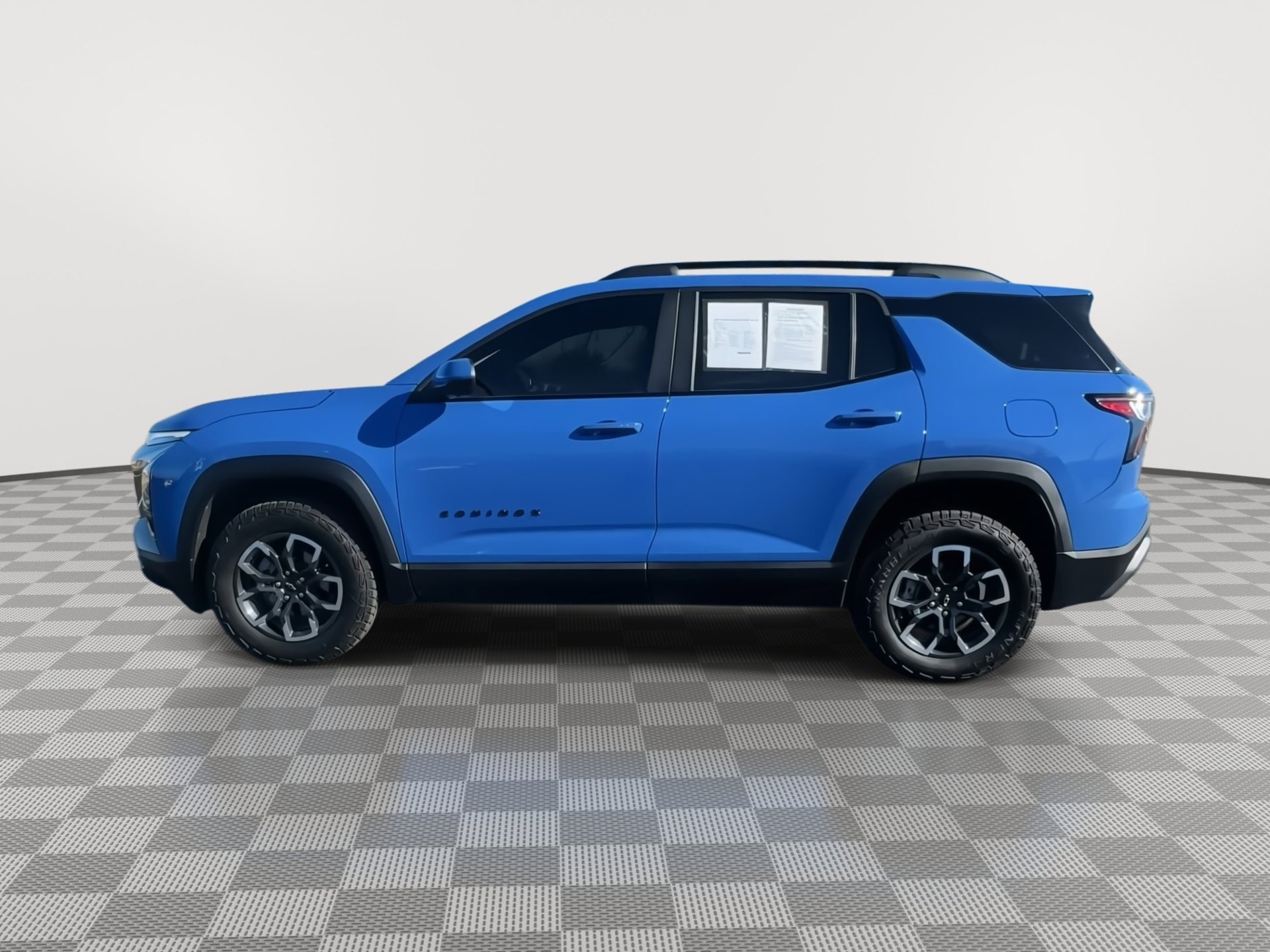 Used 2025 Chevrolet Equinox ACTIV w/ Safety and Technology Package image 6