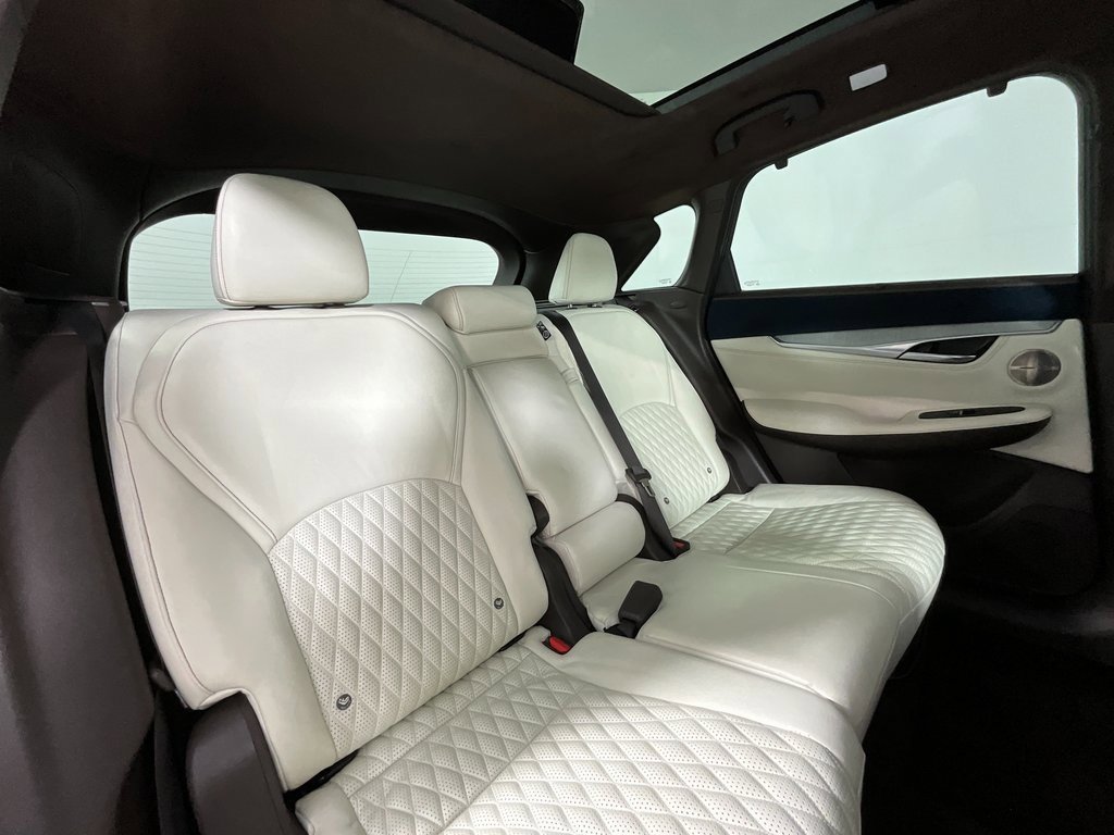 Used 2019 INFINITI QX50 Essential w/ Sensory Package image 22