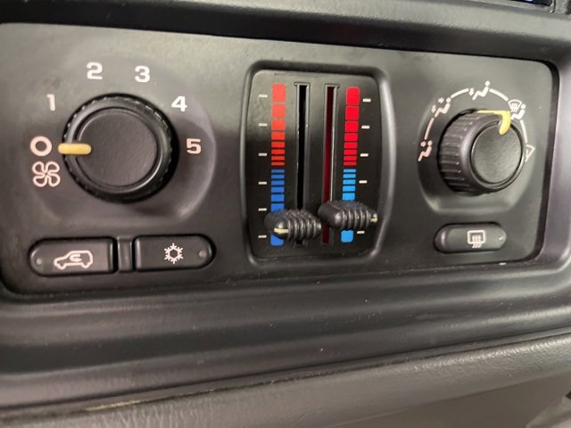 Used 2006 Chevrolet Silverado 1500 LT w/ Light Duty Power Package image 12