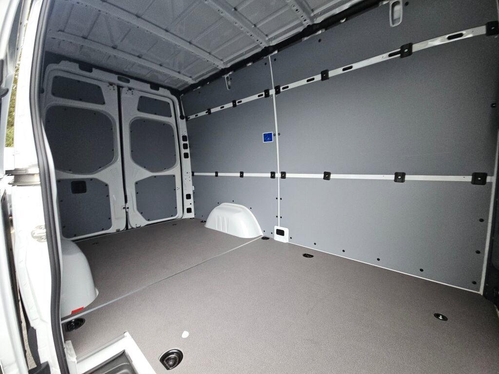 New 2025 Mercedes-Benz Sprinter 2500 image 16