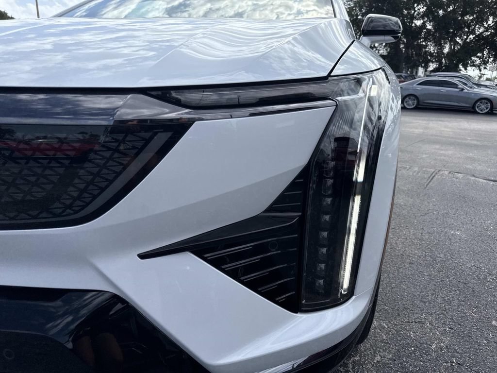New 2027 Cadillac Optiq Premium Sport RWD image 9