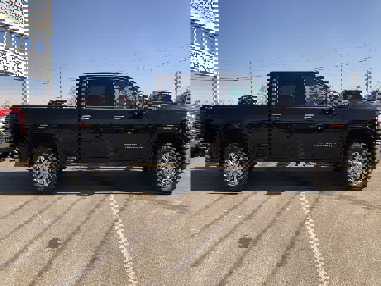 Used 2024 GMC Sierra 2500 SLT w/ SLT Convenience Package image 6