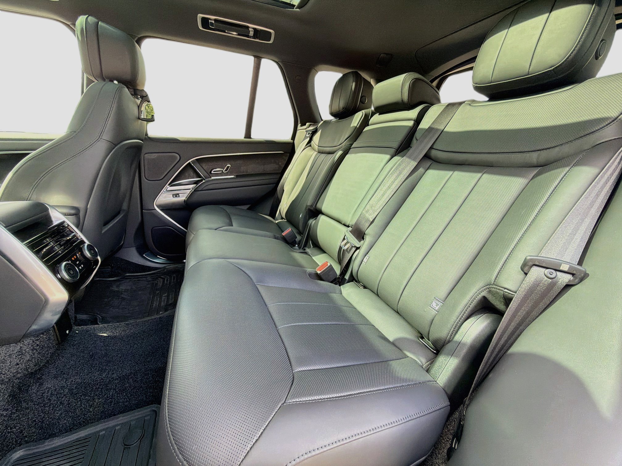 New 2026 Land Rover Range Rover SE AWD/4WD image 22