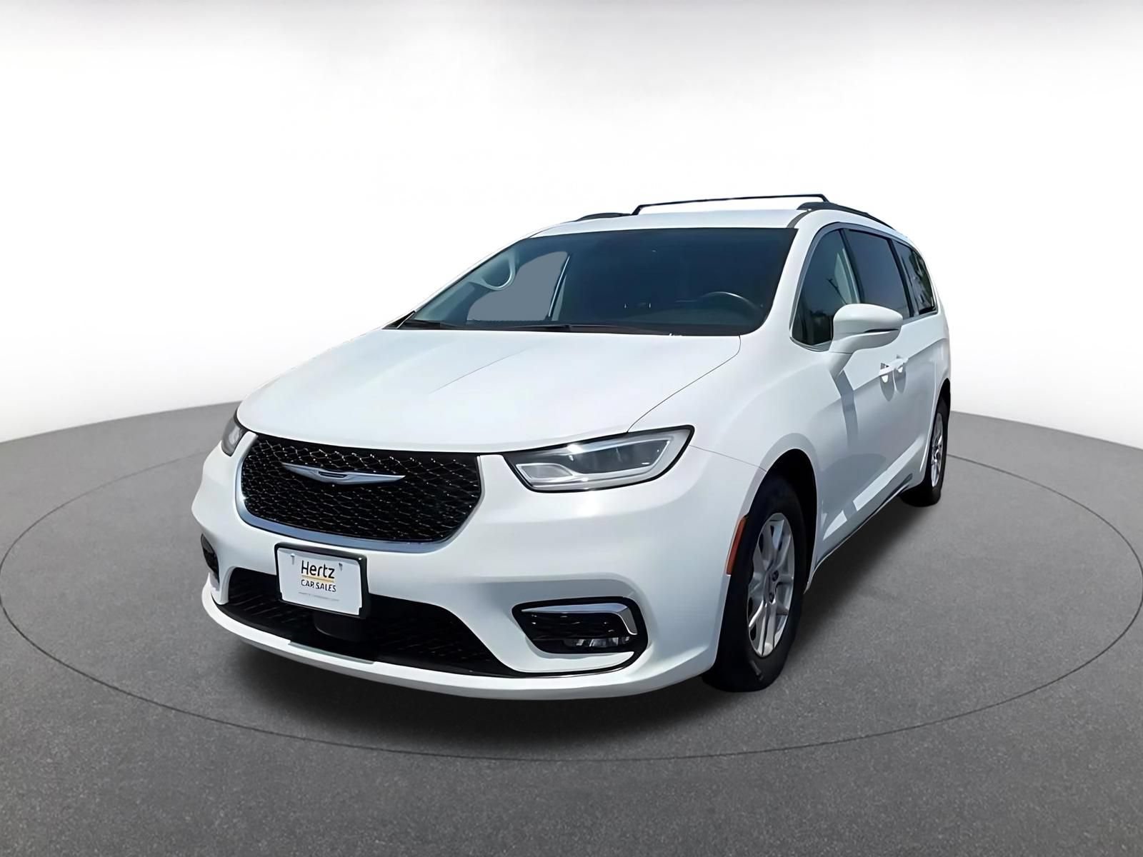 Used 2022 Chrysler Pacifica Touring-L FWD image 7