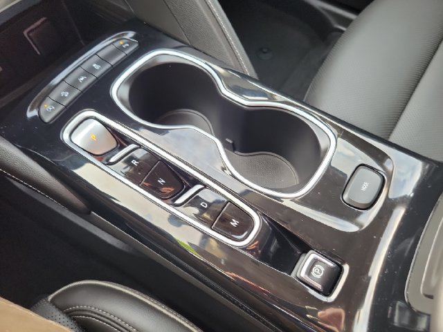 Certified 2023 Buick Envision Essence AWD/4WD image 21