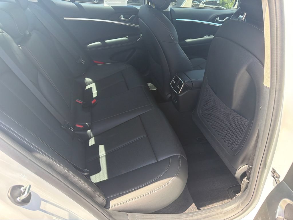 Used 2026 Genesis G70 2.5T AWD/4WD image 15