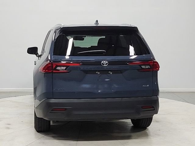 Used 2025 Toyota Grand Highlander FWD image 6