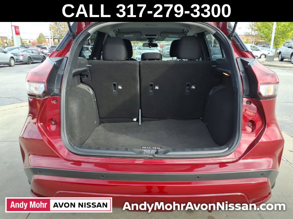Used 2022 Nissan Kicks SR FWD image 9