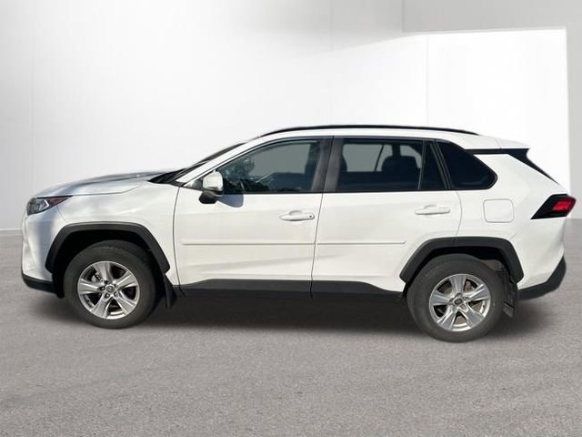 Certified 2021 Toyota RAV4 XLE w/ Convenience Package AWD/4WD image 9