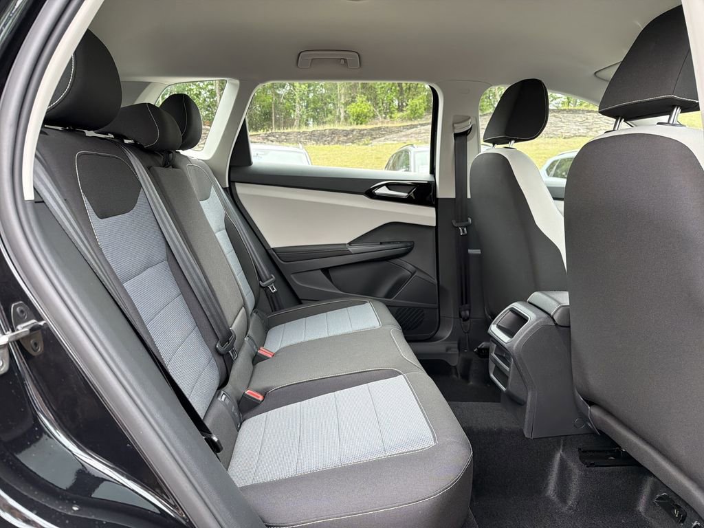 New 2026 Volkswagen Taos S FWD image 15