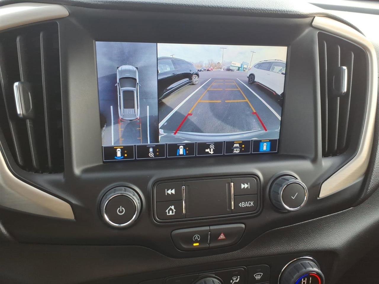 Used 2023 GMC Terrain Denali w/ Denali Premium Package image 21