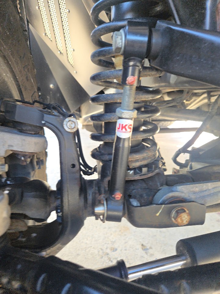 Used 2018 Jeep Wrangler Unlimited Sahara w/ Uconnect 4C Nav & Sound Group image 36