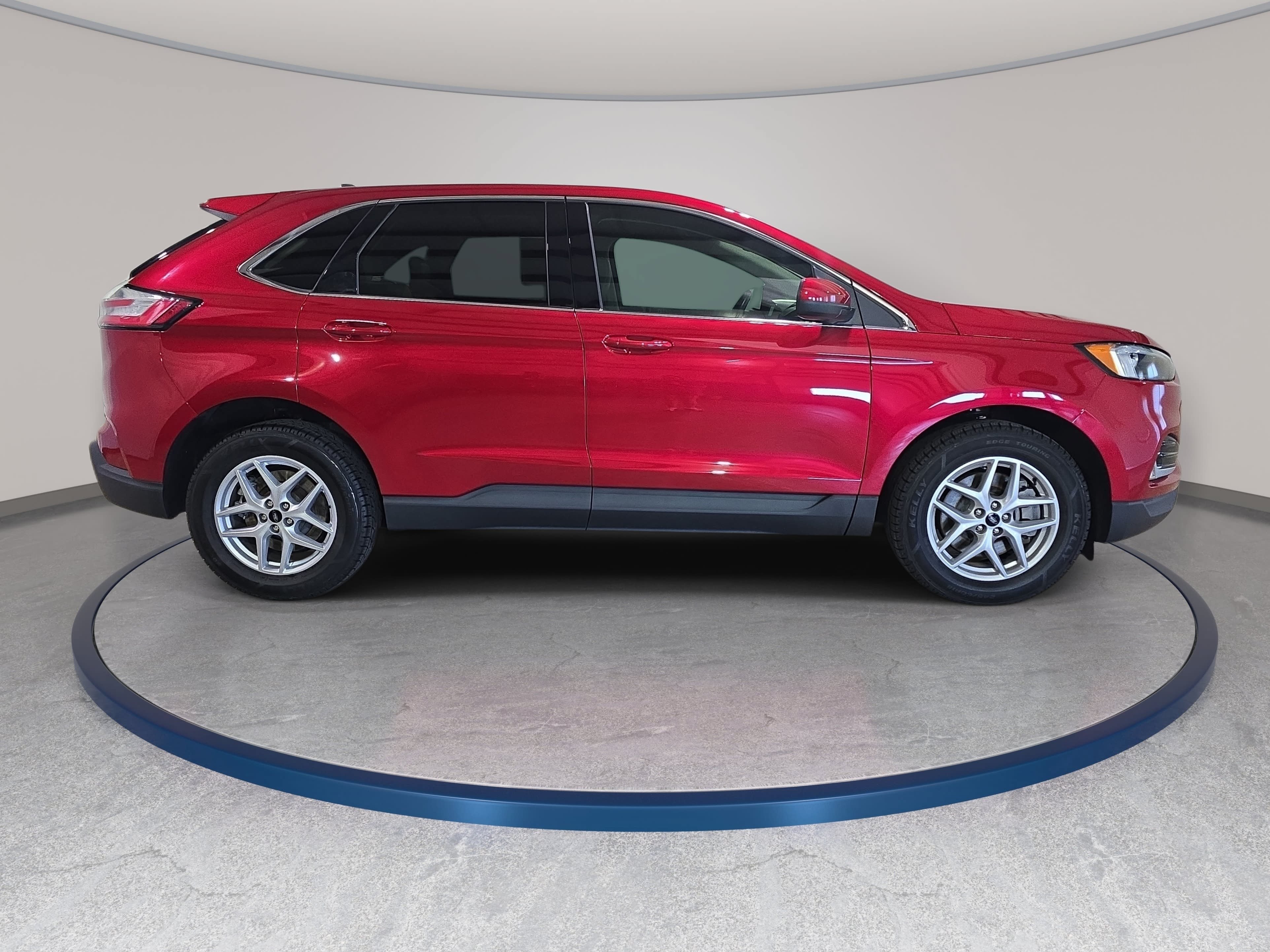 Used 2024 Ford Edge SEL w/ Convenience Package AWD/4WD image 5