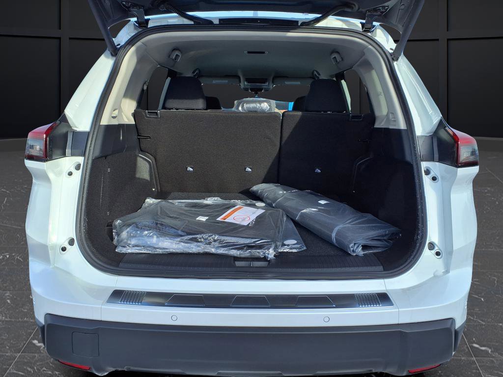 New 2026 Nissan Rogue SV w/ Cold Weather Package image 8