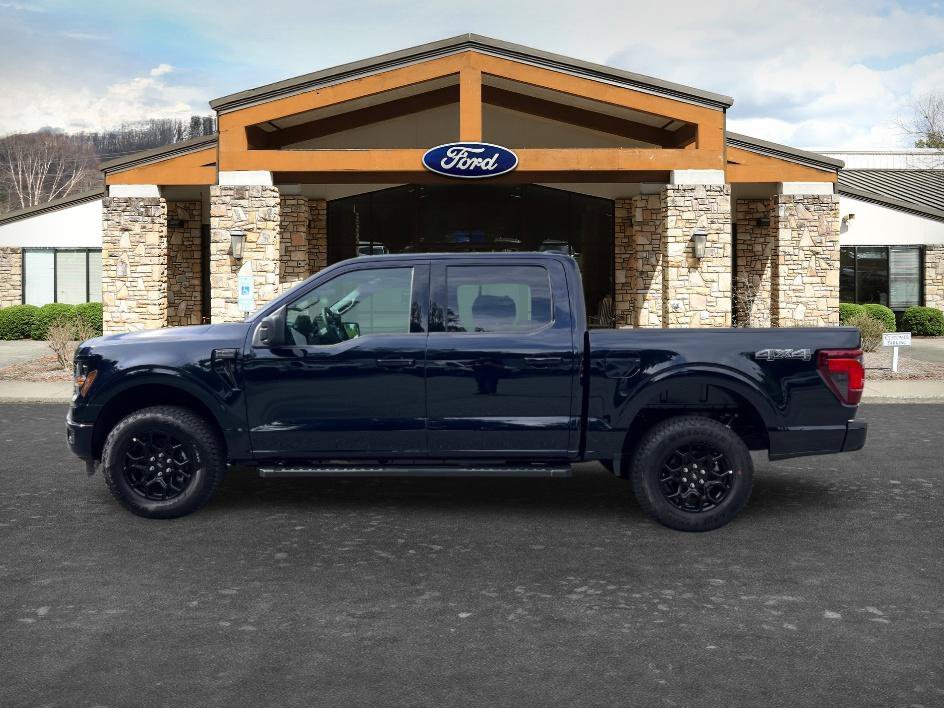 New 2026 Ford F150 XLT w/ XLT Black Appearance Package AWD/4WD image 7