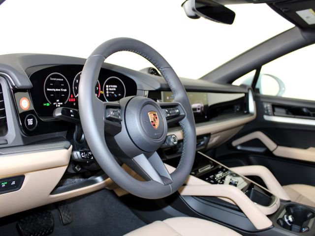 New 2026 Porsche Cayenne Coupe AWD/4WD image 4