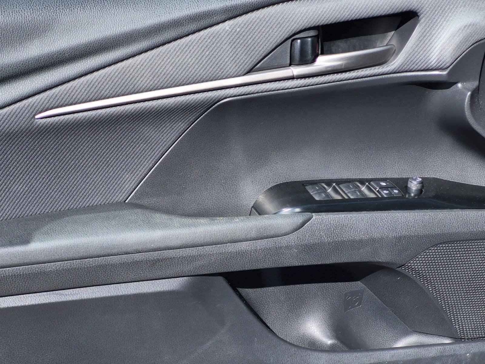 Certified 2025 Toyota Camry SE FWD image 10