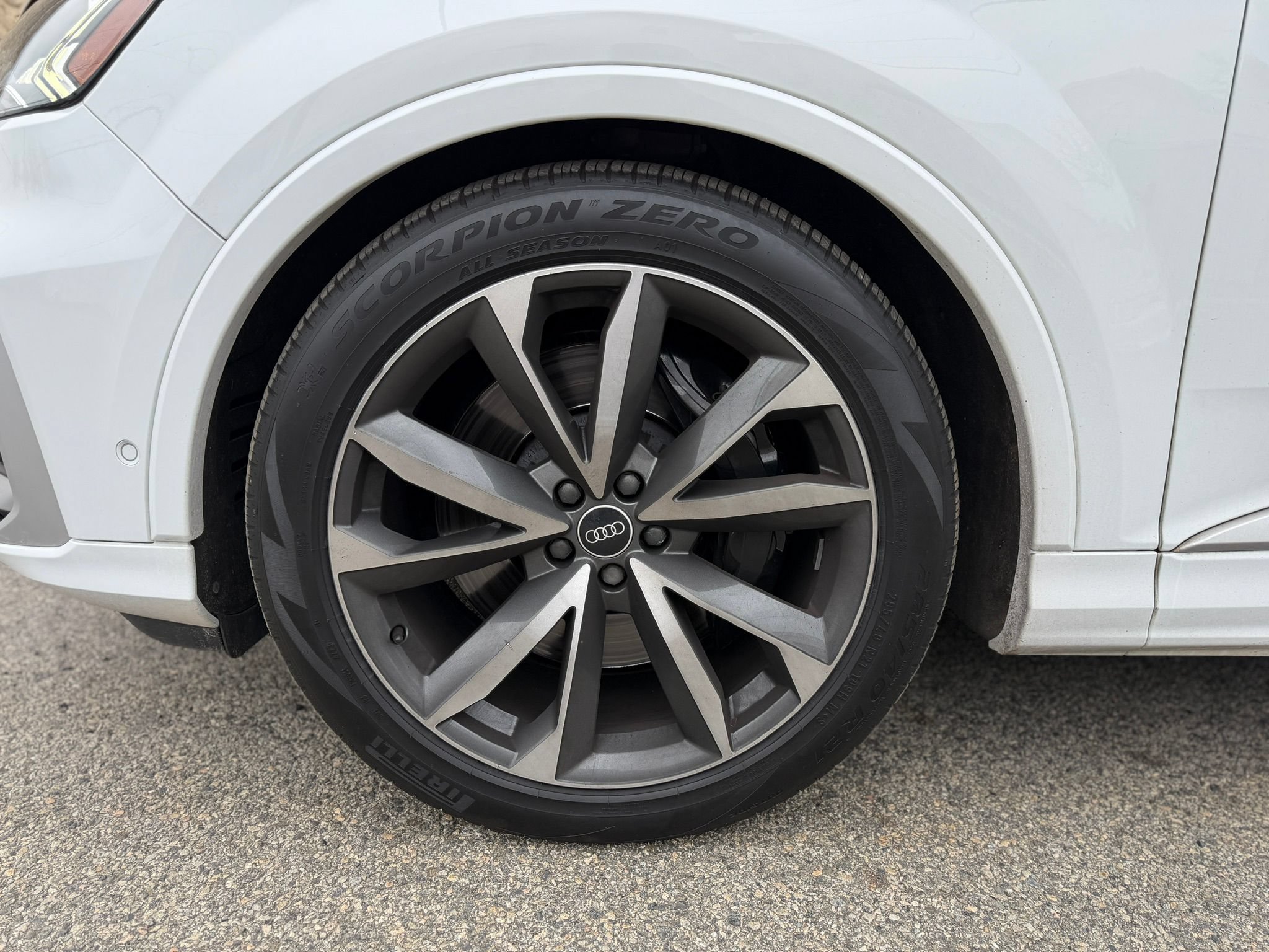 Used 2021 Audi SQ7 Premium Plus AWD/4WD image 39