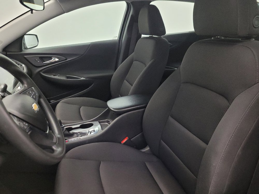 Used 2024 Chevrolet Malibu LS FWD image 17