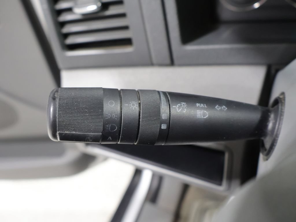 Used 2005 Jeep Grand Cherokee Limited RWD image 33