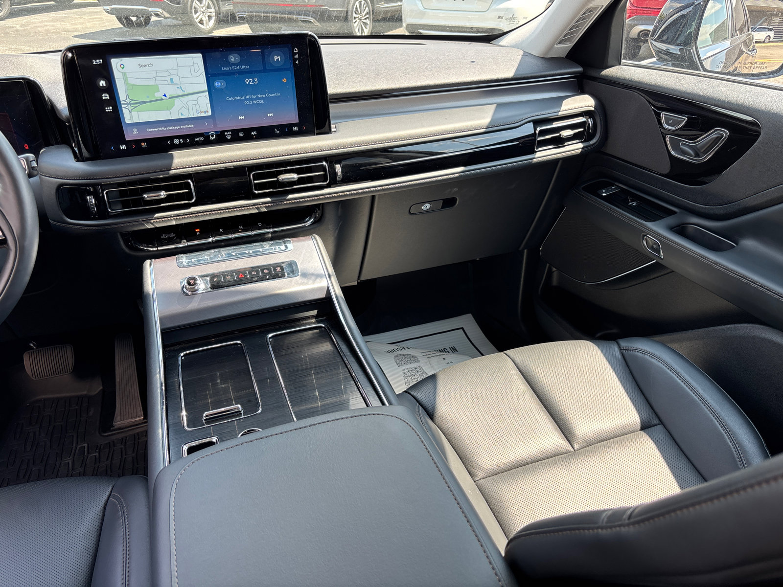 New 2026 Lincoln Aviator AWD image 30