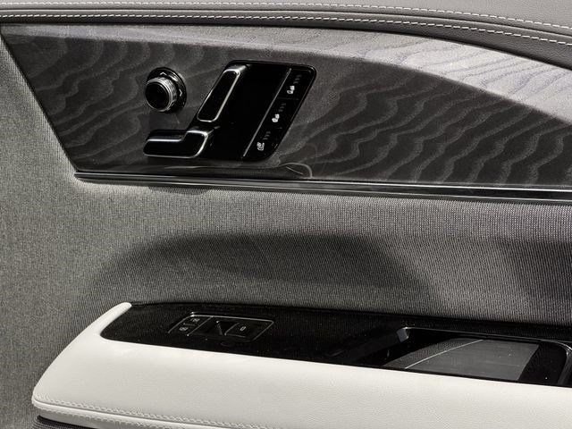 New 2026 Cadillac Escalade IQ Luxury 1 w/ LPO, Floor Liner Package AWD/4WD image 24