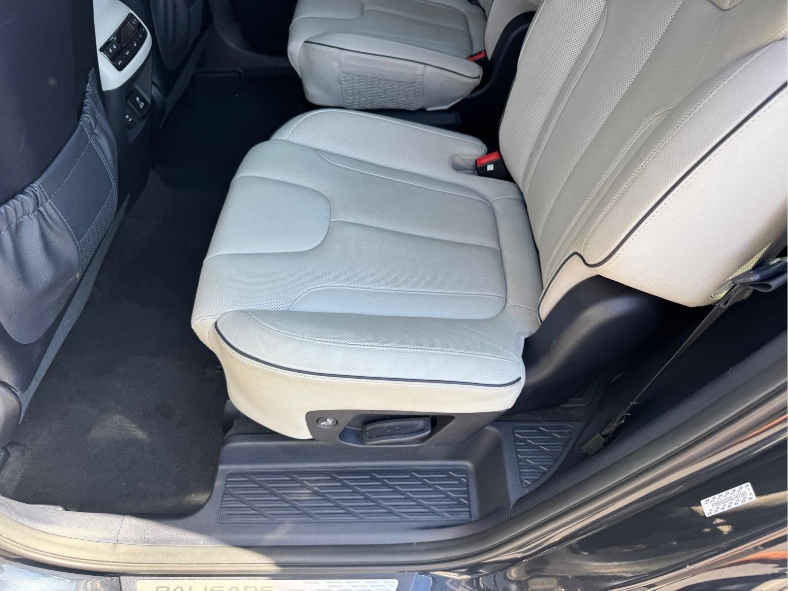 Certified 2024 Hyundai Palisade Limited AWD/4WD image 12