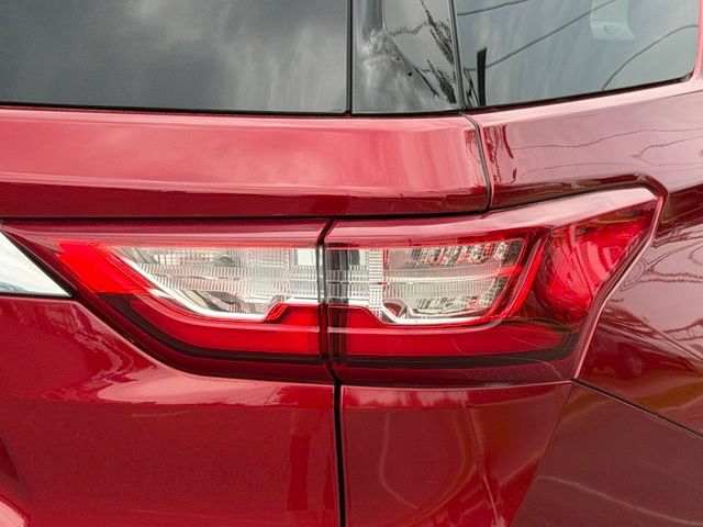 Used 2018 Chevrolet Traverse LT AWD/4WD image 21
