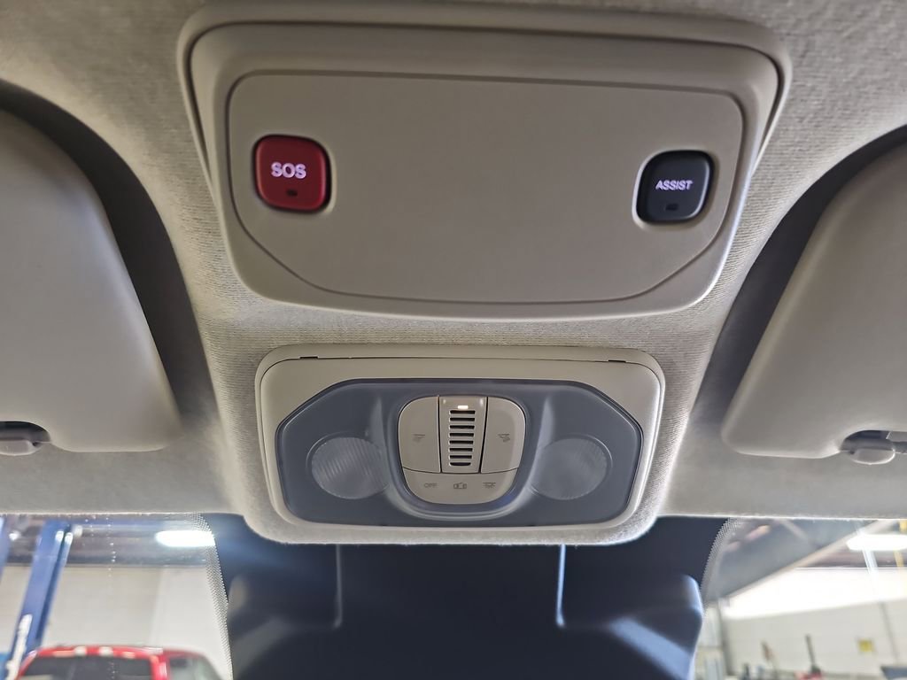 New 2025 RAM ProMaster 1500 w/ Quick Order Package 22G SLT image 25