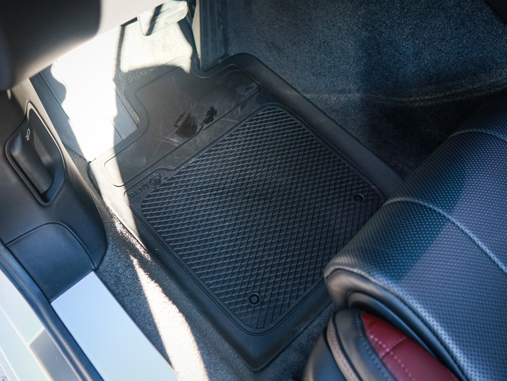 Used 2024 Bentley Continental GT S image 18