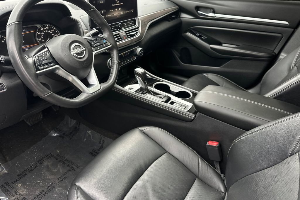 Used 2024 Nissan Altima 2.5 SL FWD image 10